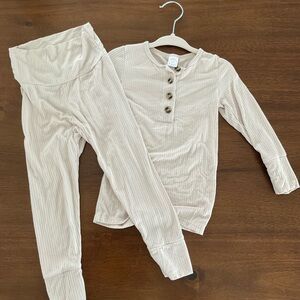 138 Lou Lou & Company Cream Kids Matching Set